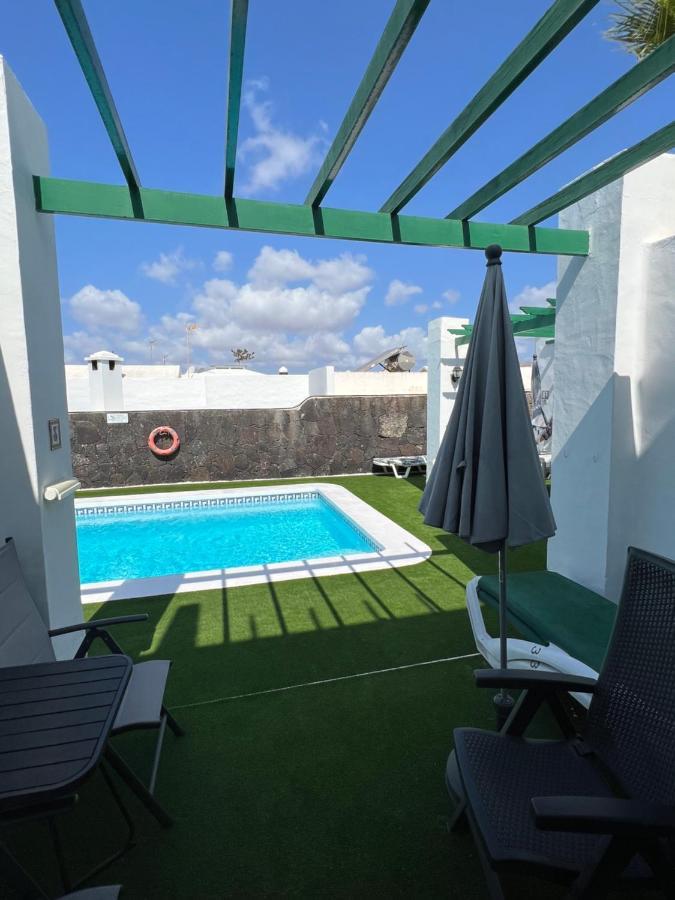 Oasis Blue - Beautiful 1 Bedroom Apartment On Private Complex With Pool 티아즈 외부 사진